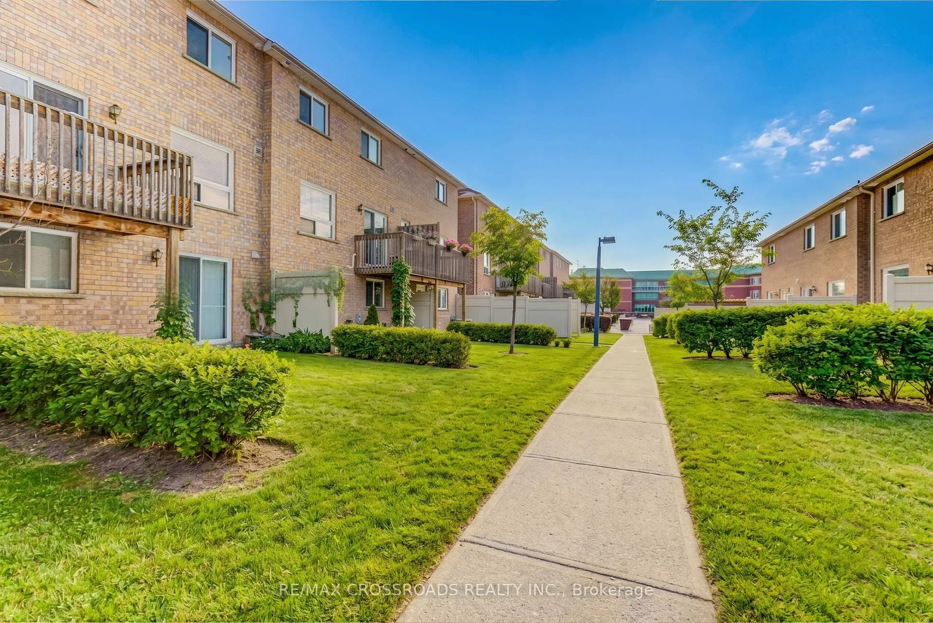 Photo 23 of 1147 Ormond Drive, Oshawa, Samac — HOMEH