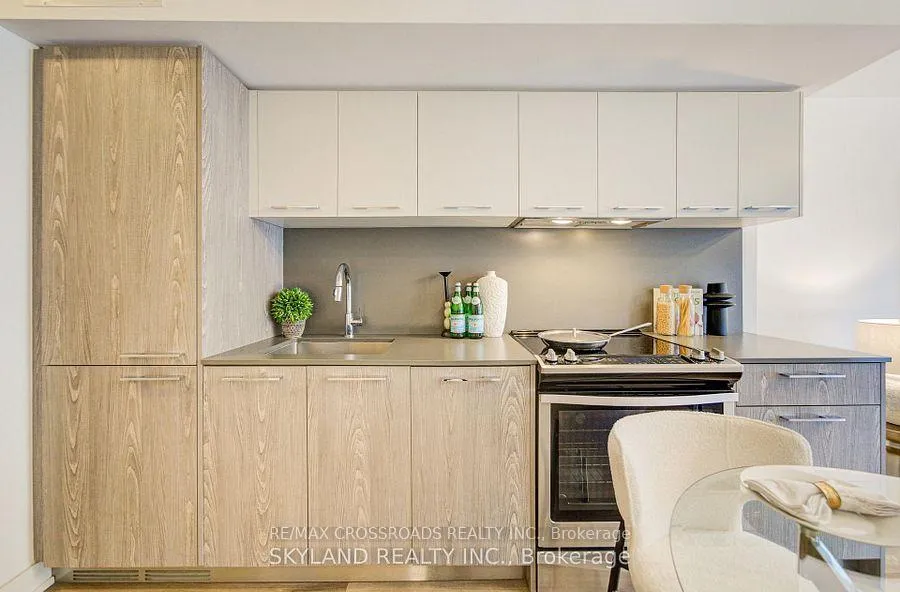 Photo 17 of Unit 907, 30 Baseball Place, Toronto, South Riverdale — HOMEH
