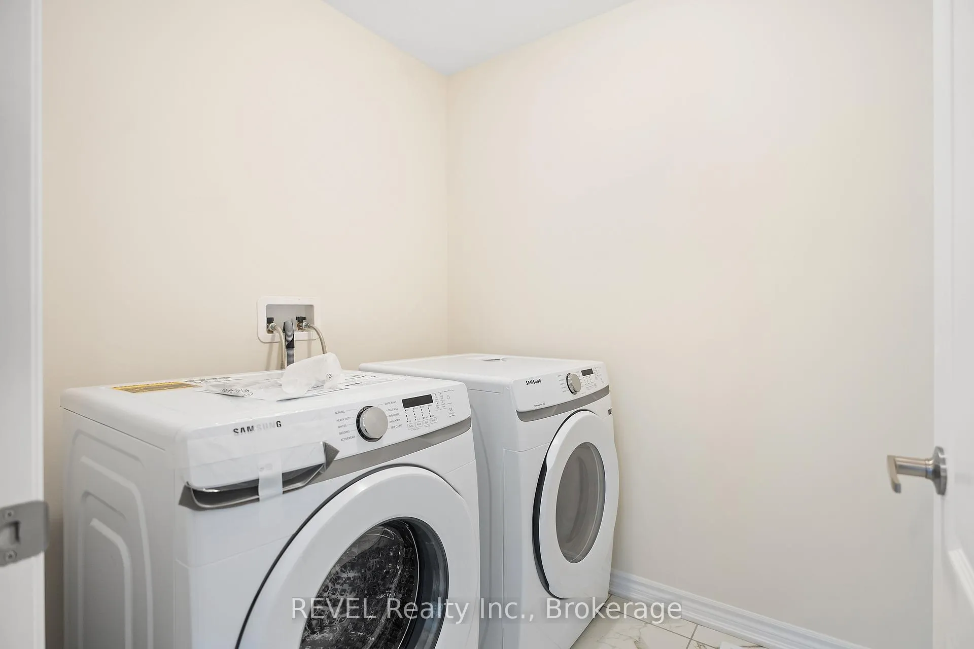Photo 26 of 59 Ever Sweet Way, Thorold, Rolling Meadows — HOMEH