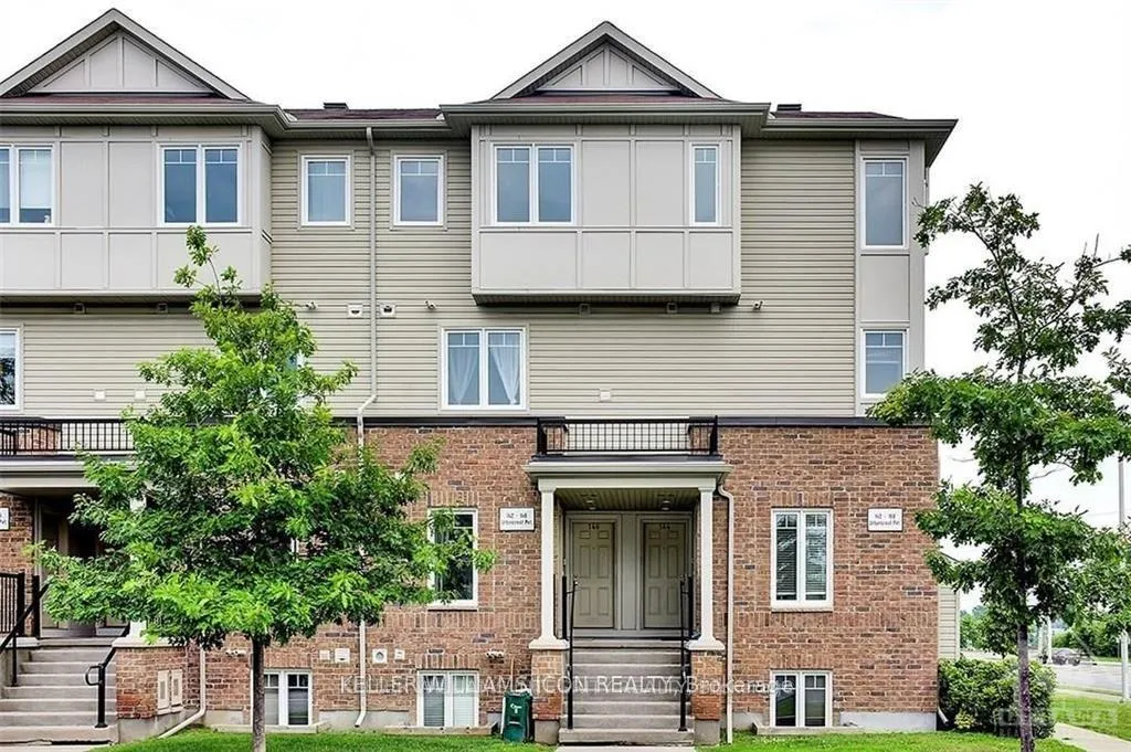 Front of 146 Urbancrest Private