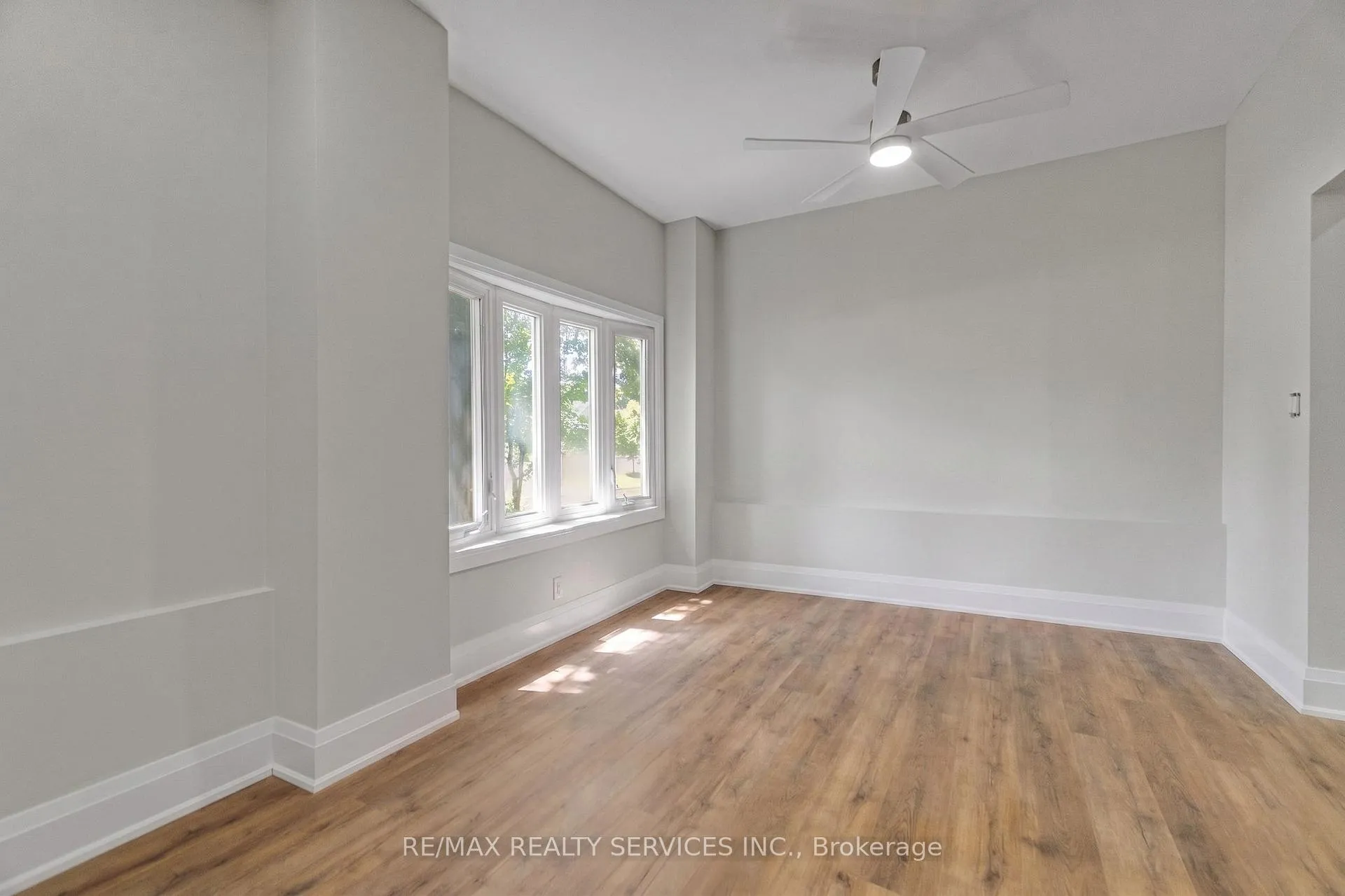 Photo 17 of Unit 2, 939 Beach Boulevard, Hamilton, Hamilton Beach — HOMEH