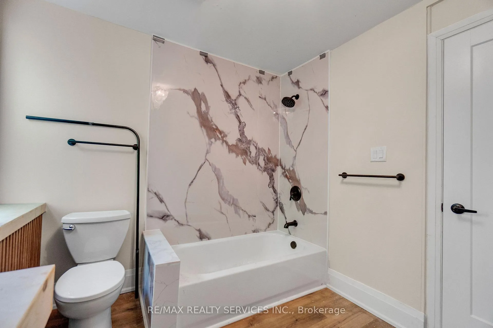 Photo 20 of Unit 2, 939 Beach Boulevard, Hamilton, Hamilton Beach — HOMEH