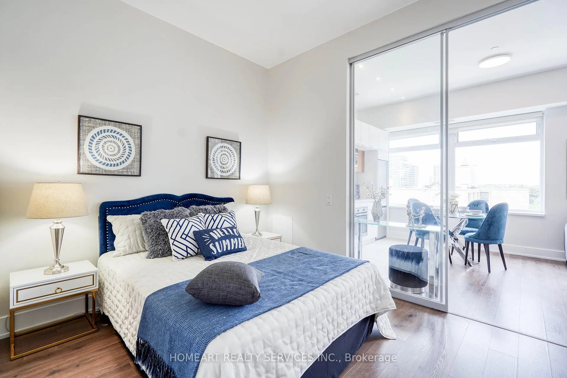 Photo 14 of Unit 701, 111 St Clair Avenue W, Toronto, Yonge-St. Clair — HOMEH