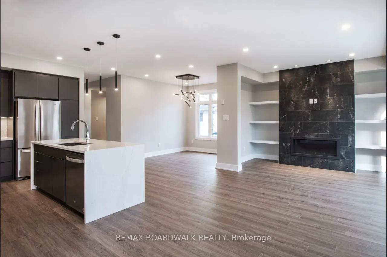 Photo 6 of 2928 Ahearn Avenue, Ottawa, Britannia — HOMEH