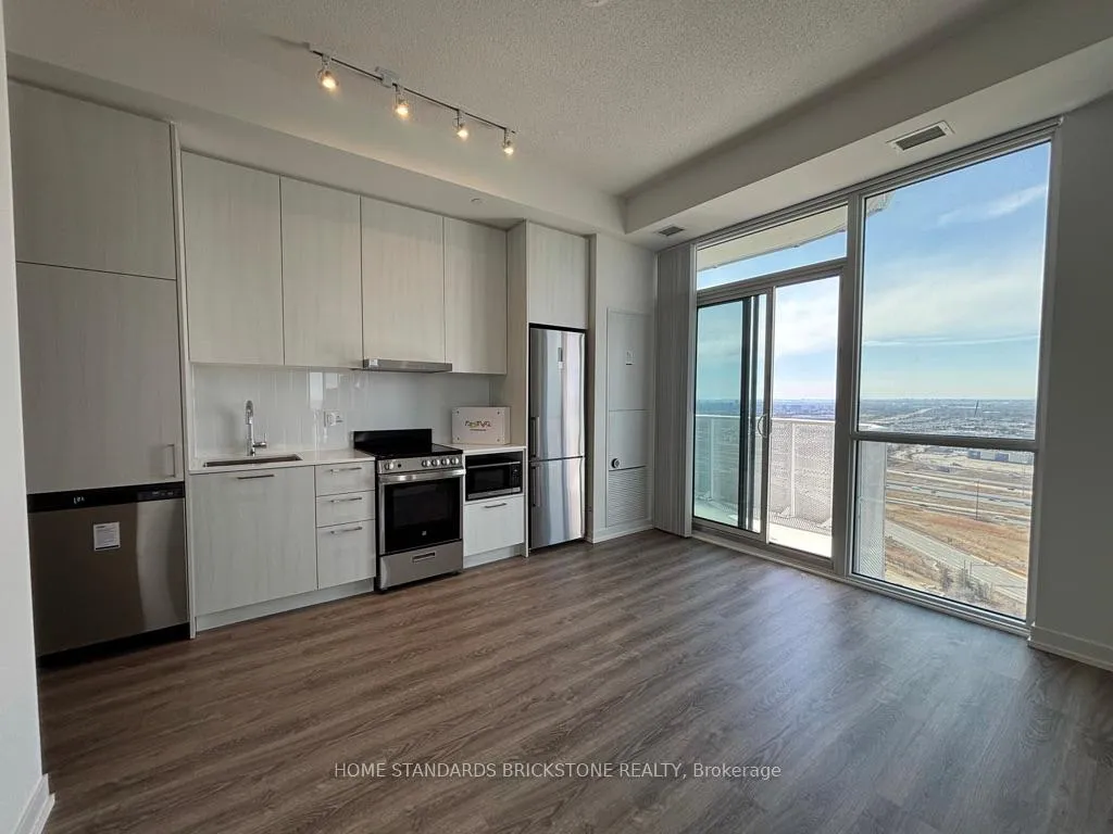 Photo 3 of Unit 3211, 195 Commerce Street, Vaughan, Vaughan Corporate Centre — HOMEH
