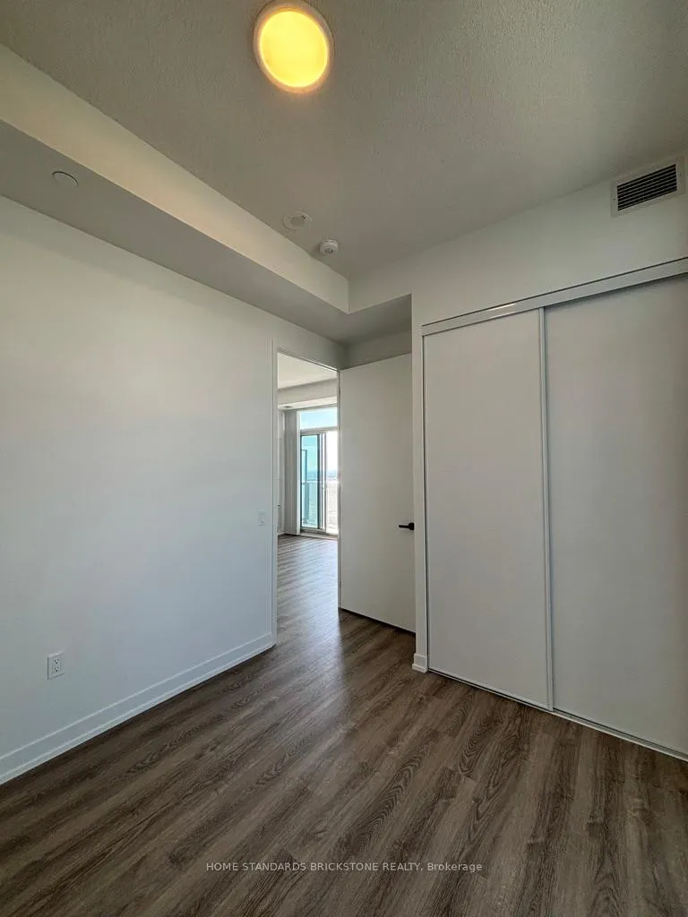 Photo 5 of Unit 3211, 195 Commerce Street, Vaughan, Vaughan Corporate Centre — HOMEH