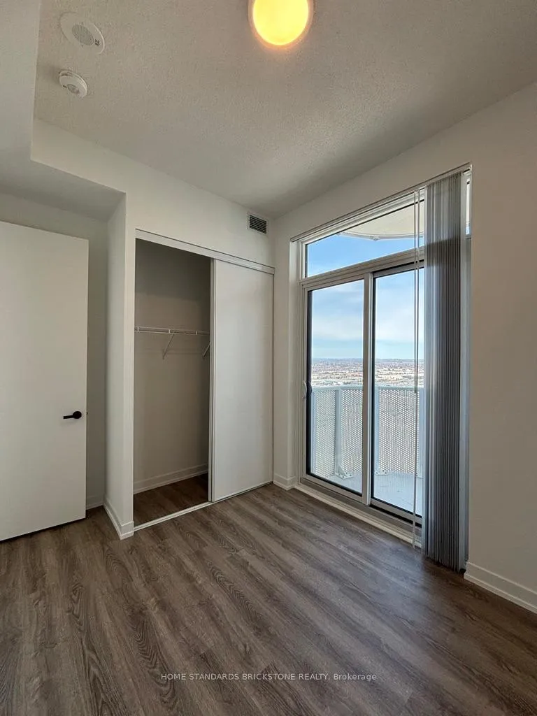 Photo 6 of Unit 3211, 195 Commerce Street, Vaughan, Vaughan Corporate Centre — HOMEH