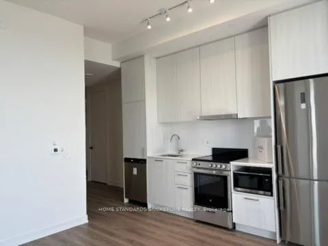 Photo 9 of Unit 3211, 195 Commerce Street, Vaughan, Vaughan Corporate Centre — HOMEH