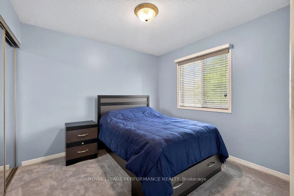 Photo 27 of 38 Burlington Crescent, Ottawa, Hunt Club Park/Greenboro — HOMEH