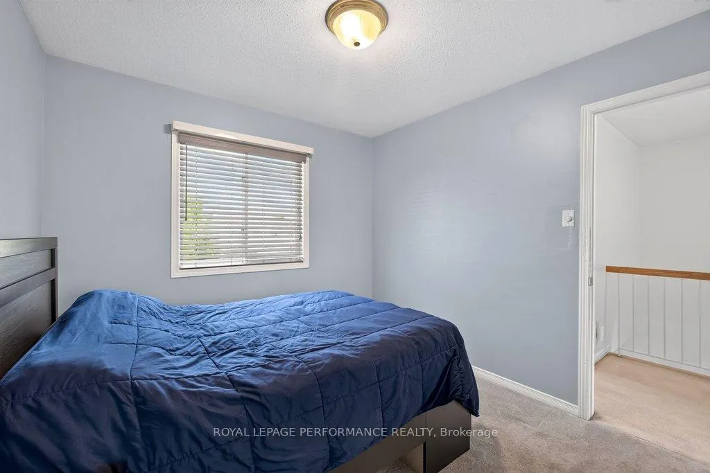 Photo 28 of 38 Burlington Crescent, Ottawa, Hunt Club Park/Greenboro — HOMEH