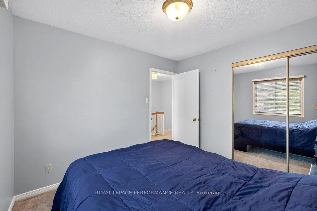 Photo 30 of 38 Burlington Crescent, Ottawa, Hunt Club Park/Greenboro — HOMEH