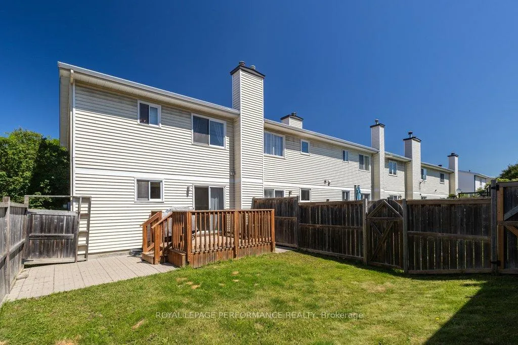 Photo 40 of 38 Burlington Crescent, Ottawa, Hunt Club Park/Greenboro — HOMEH
