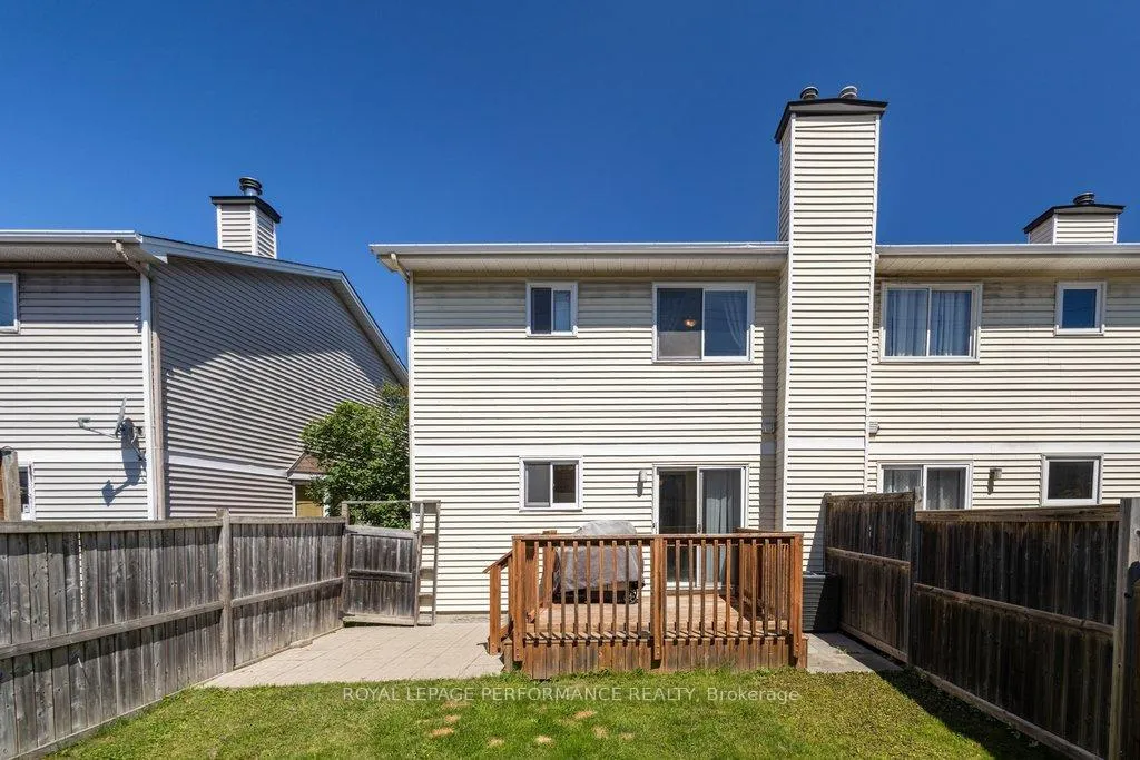 Photo 41 of 38 Burlington Crescent, Ottawa, Hunt Club Park/Greenboro — HOMEH