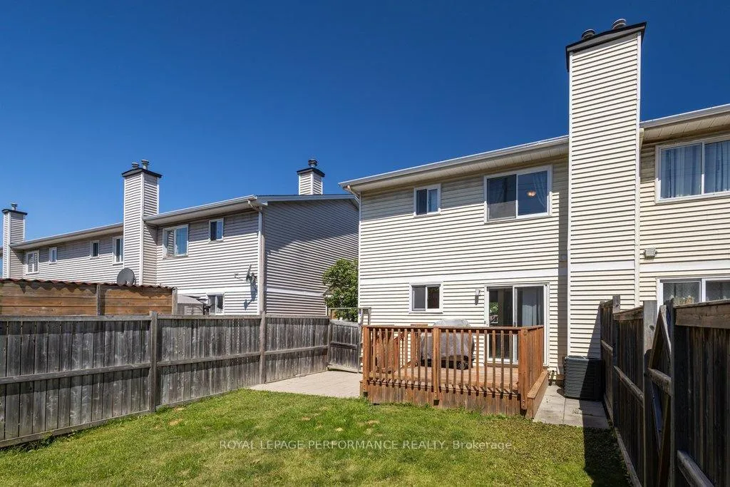 Photo 42 of 38 Burlington Crescent, Ottawa, Hunt Club Park/Greenboro — HOMEH
