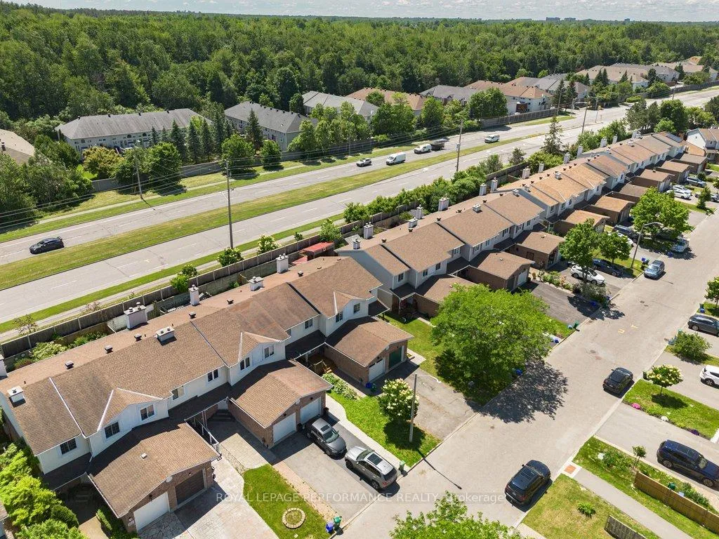 Photo 49 of 38 Burlington Crescent, Ottawa, Hunt Club Park/Greenboro — HOMEH