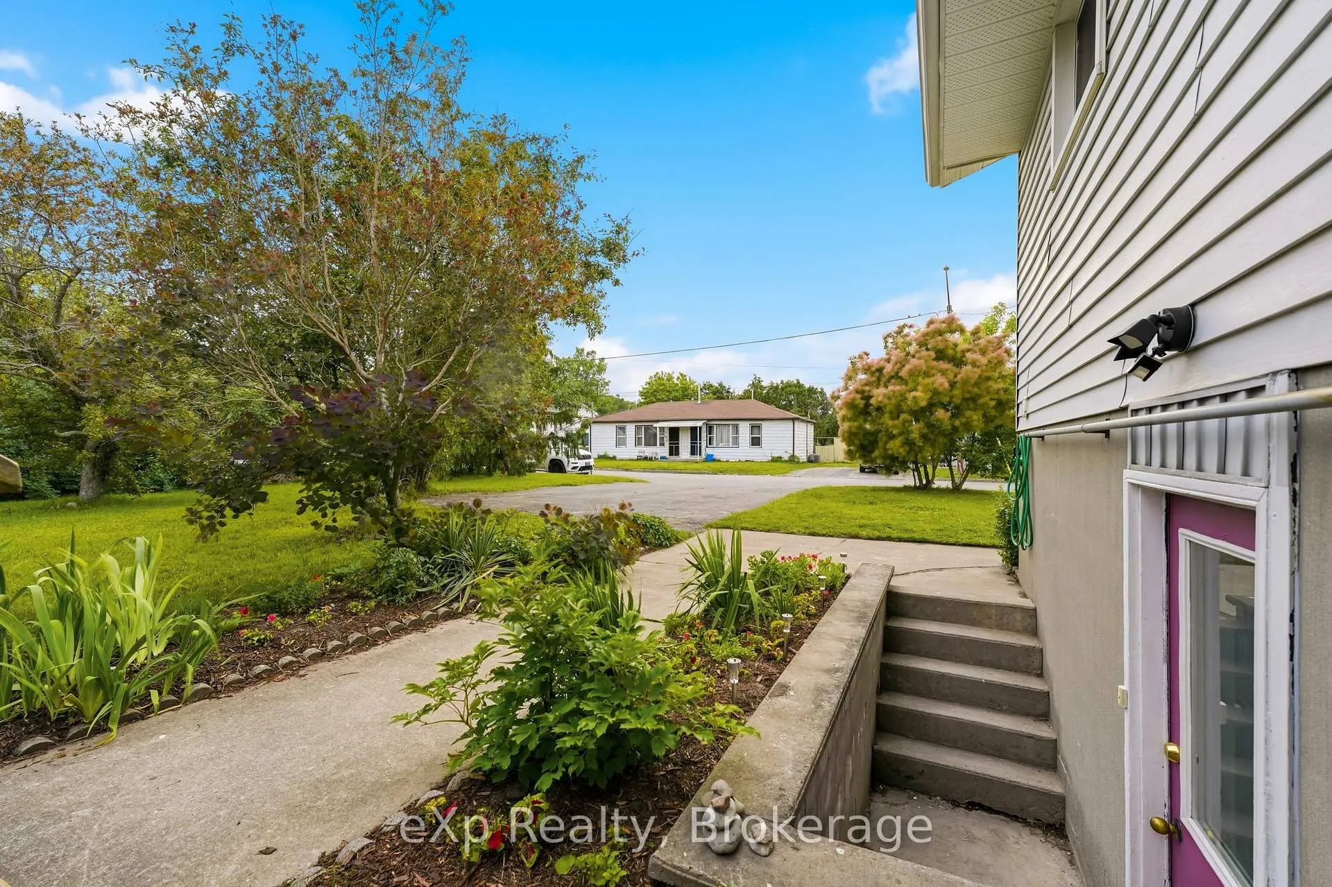 Photo 28 of 342 Front Street, Quinte West, Trenton Ward — HOMEH