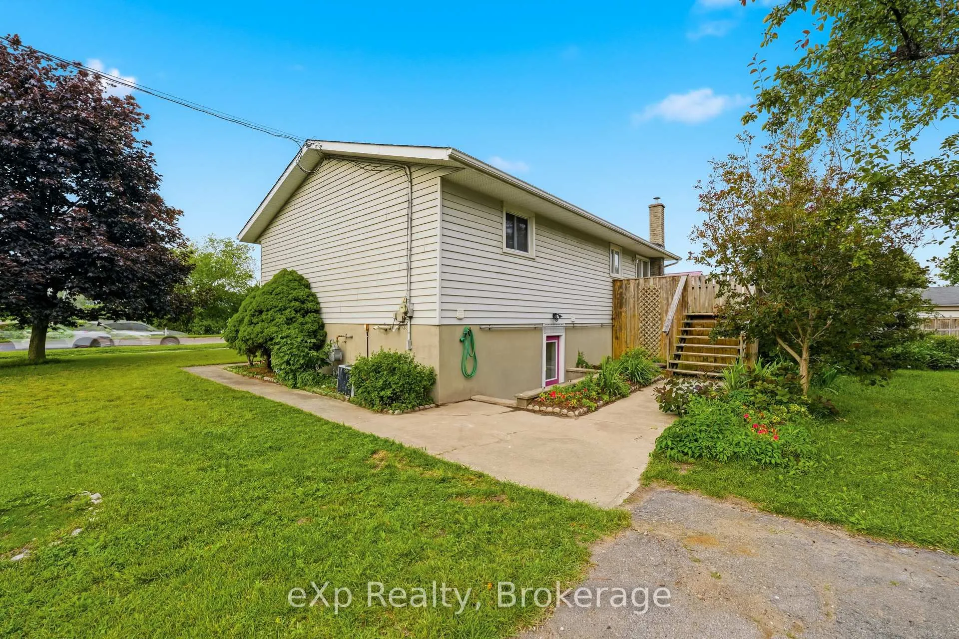 Photo 30 of 342 Front Street, Quinte West, Trenton Ward — HOMEH