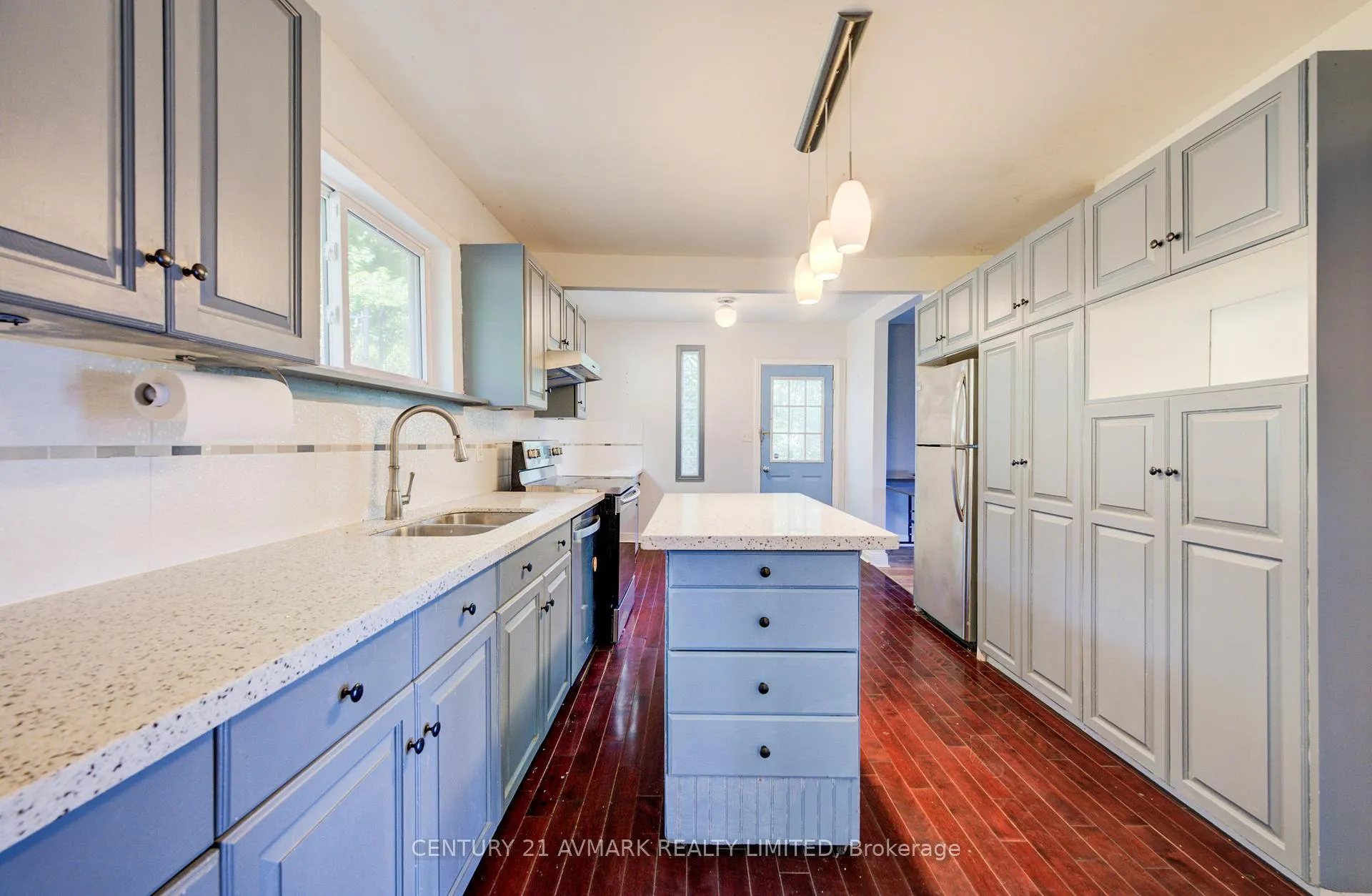 Photo 13 of 3332 King Street, Lincoln, Lincoln-Jordan/Vineland — HOMEH