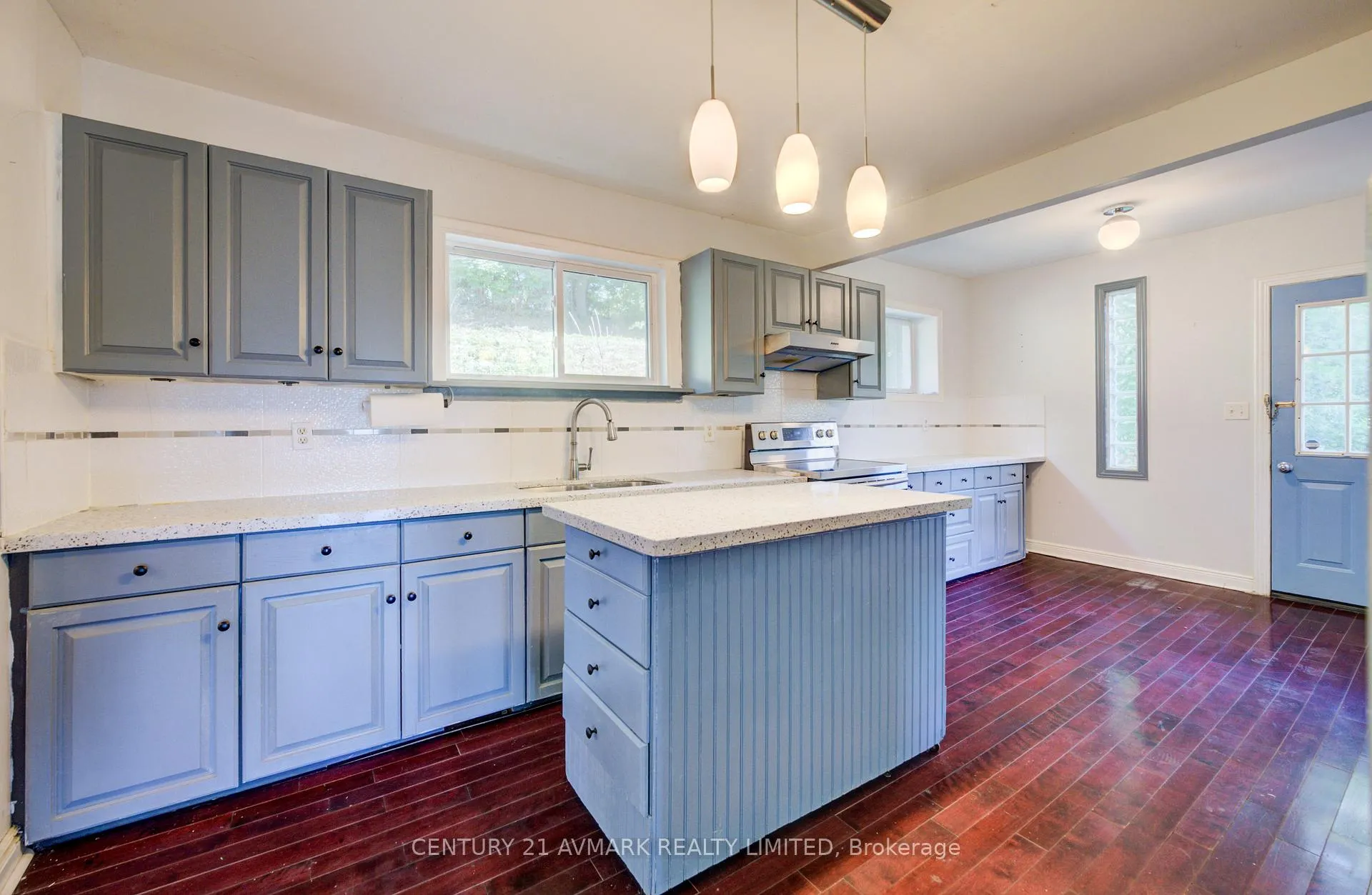 Photo 14 of 3332 King Street, Lincoln, Lincoln-Jordan/Vineland — HOMEH