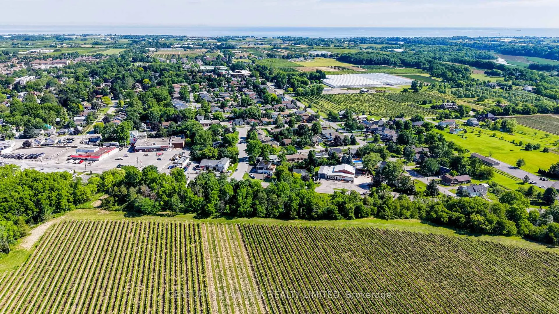 Photo 40 of 3332 King Street, Lincoln, Lincoln-Jordan/Vineland — HOMEH