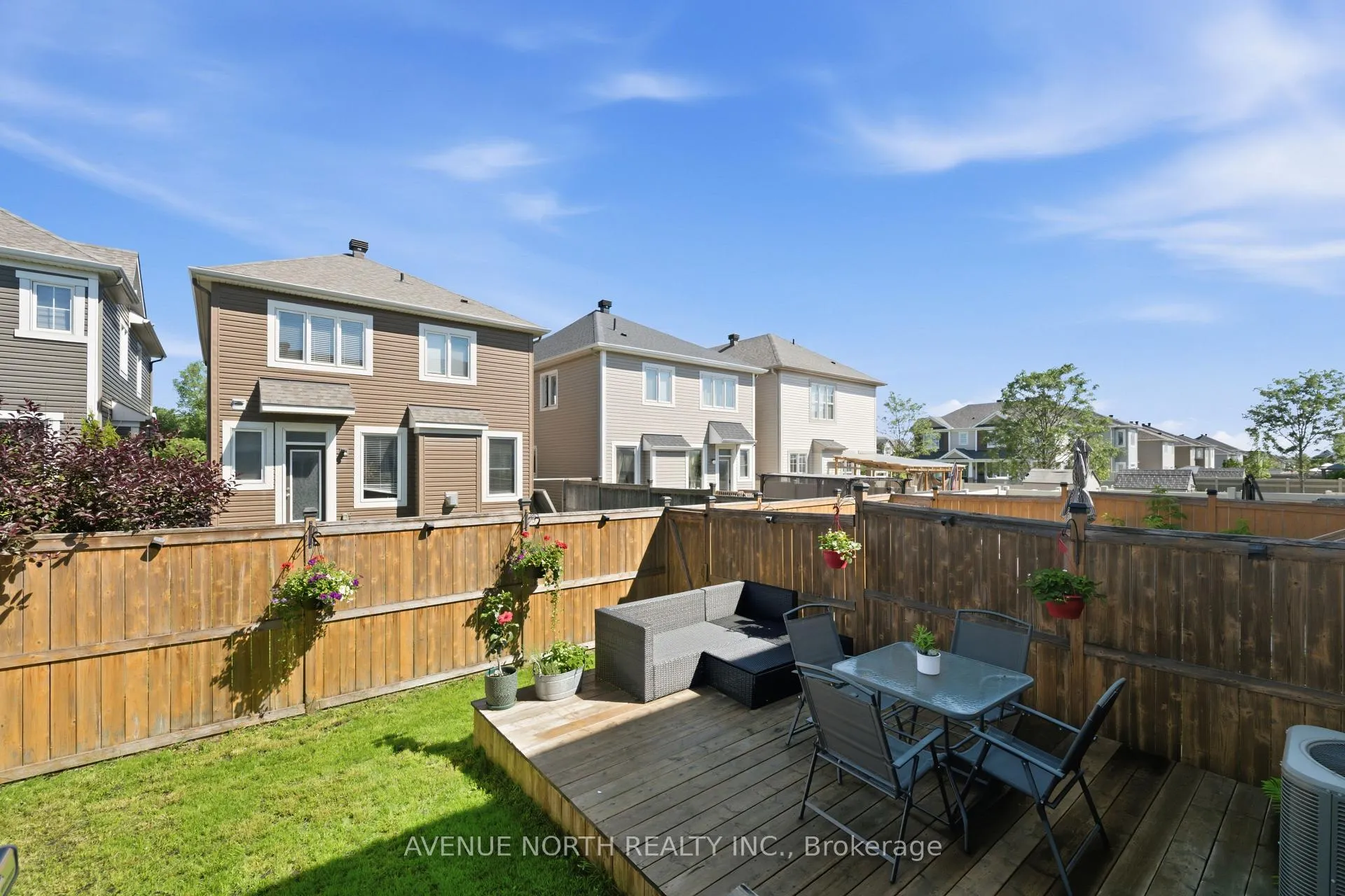 Photo 40 of 558 Ensatina Crescent, Ottawa, Barrhaven - Half Moon Bay — HOMEH