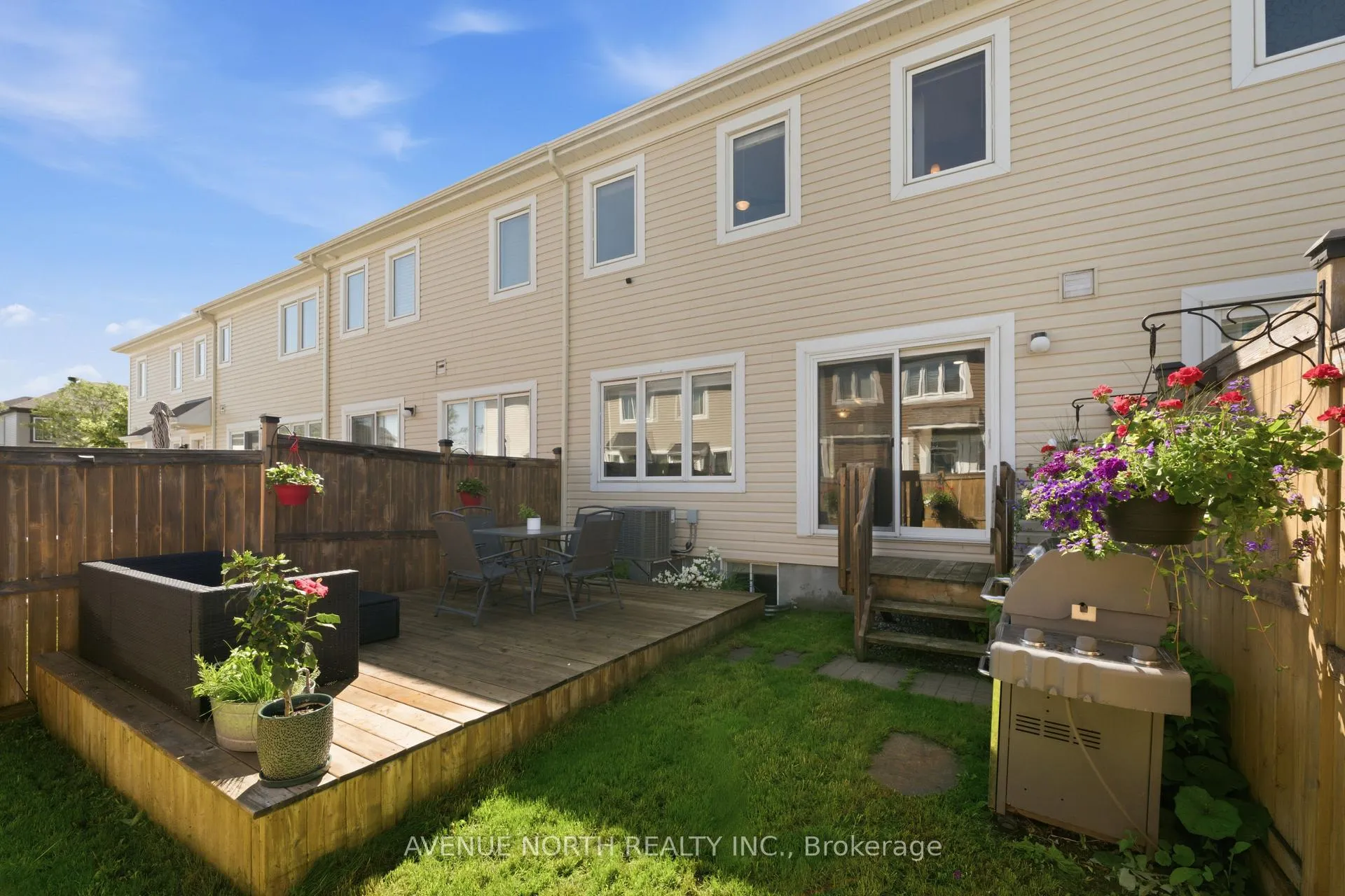 Photo 43 of 558 Ensatina Crescent, Ottawa, Barrhaven - Half Moon Bay — HOMEH