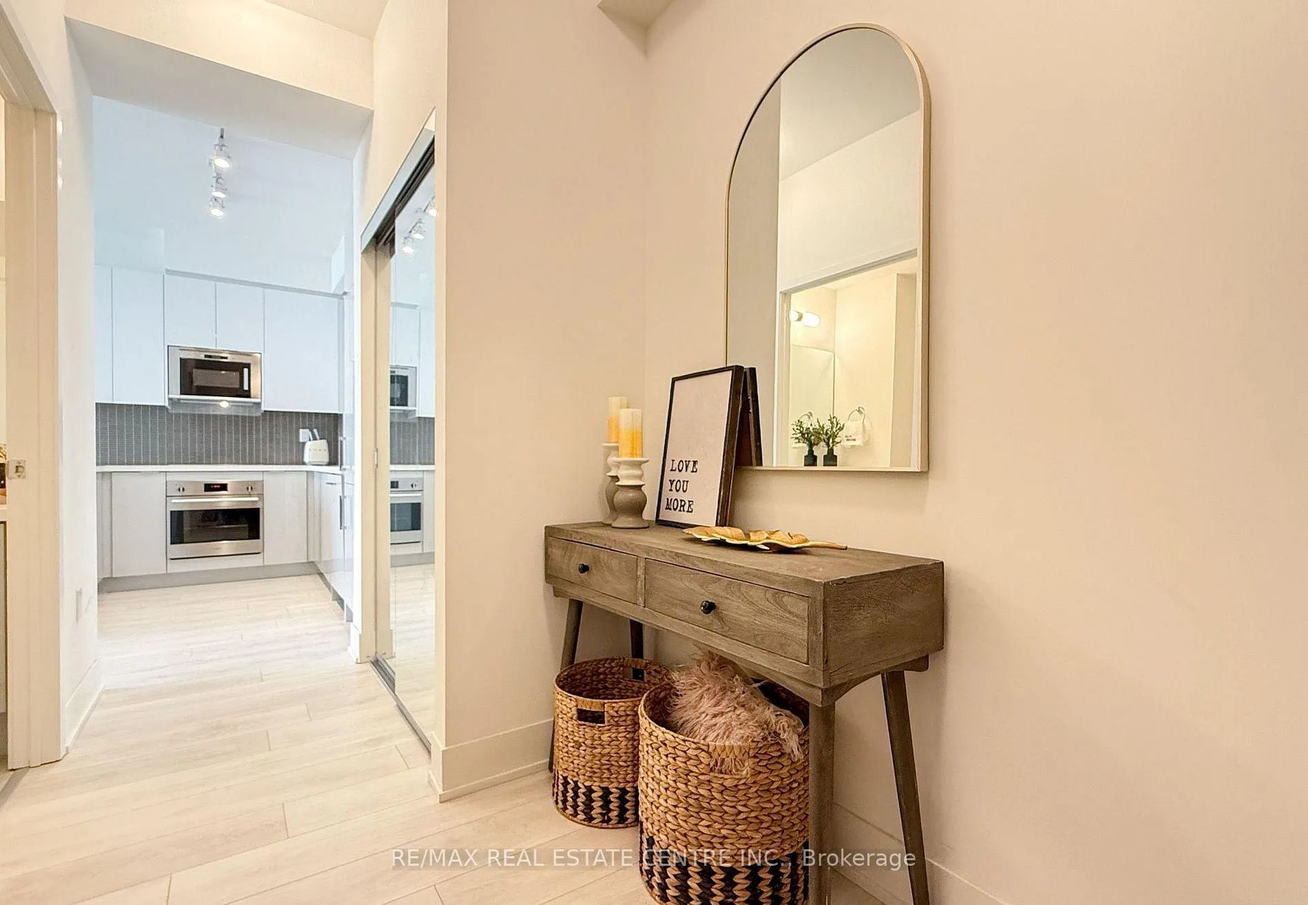Photo 3 of Unit 1210, 2916 Highway 7 Road, Vaughan, Concord — HOMEH