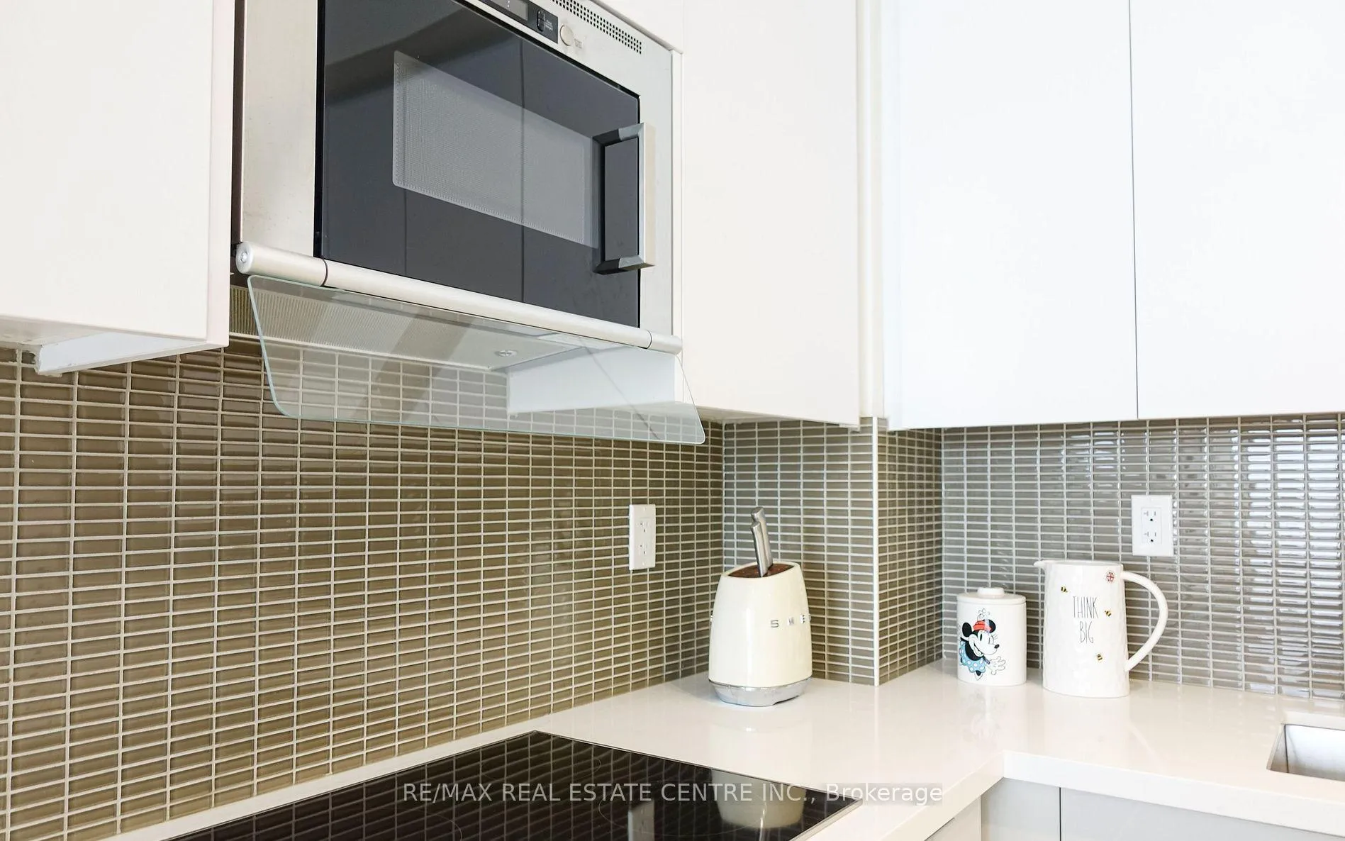 Photo 7 of Unit 1210, 2916 Highway 7 Road, Vaughan, Concord — HOMEH