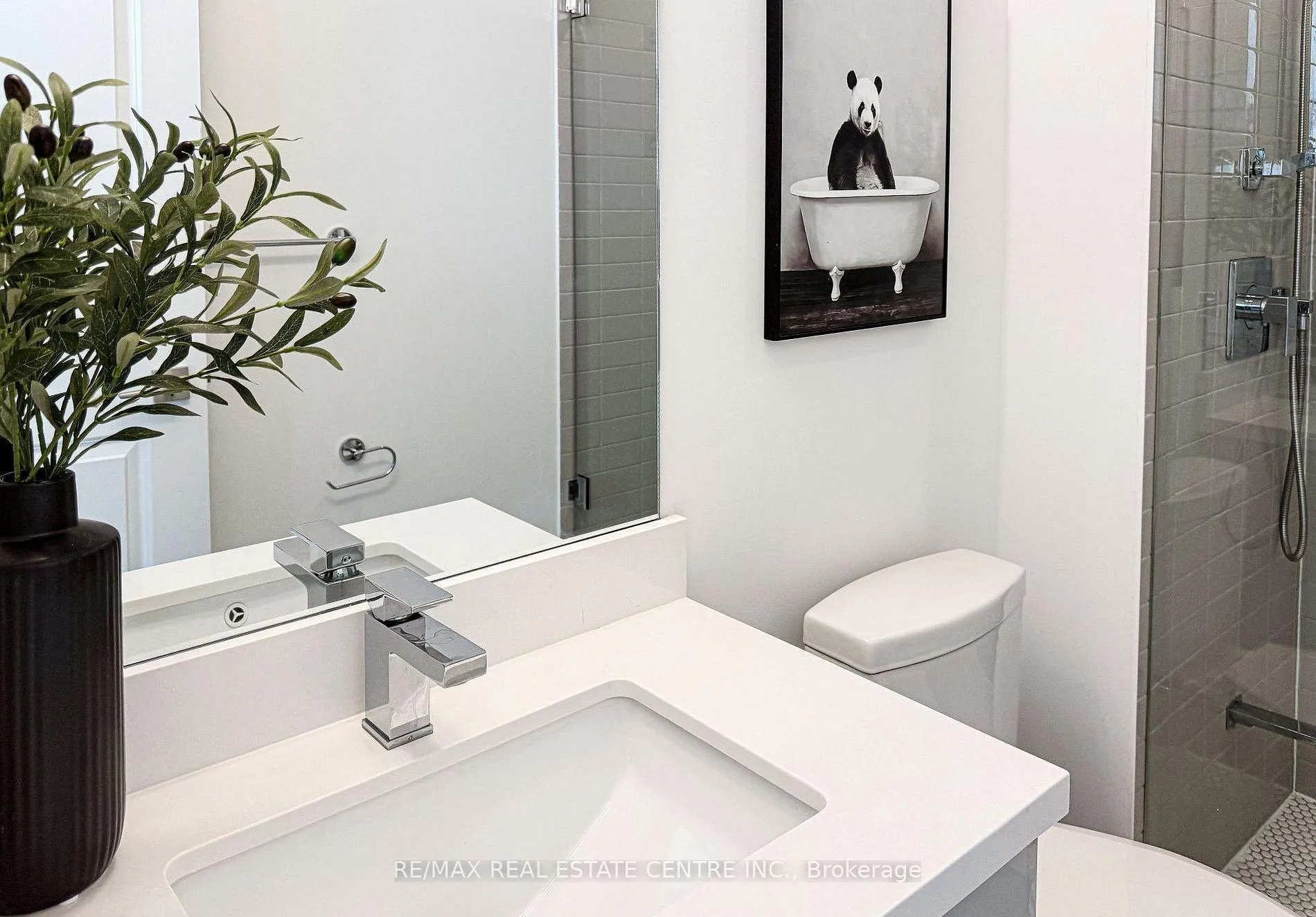 Photo 13 of Unit 1210, 2916 Highway 7 Road, Vaughan, Concord — HOMEH