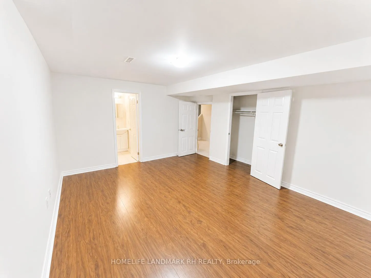 Photo 7 of 226 Helen Avenue, Markham, Village Green-South Unionville — HOMEH