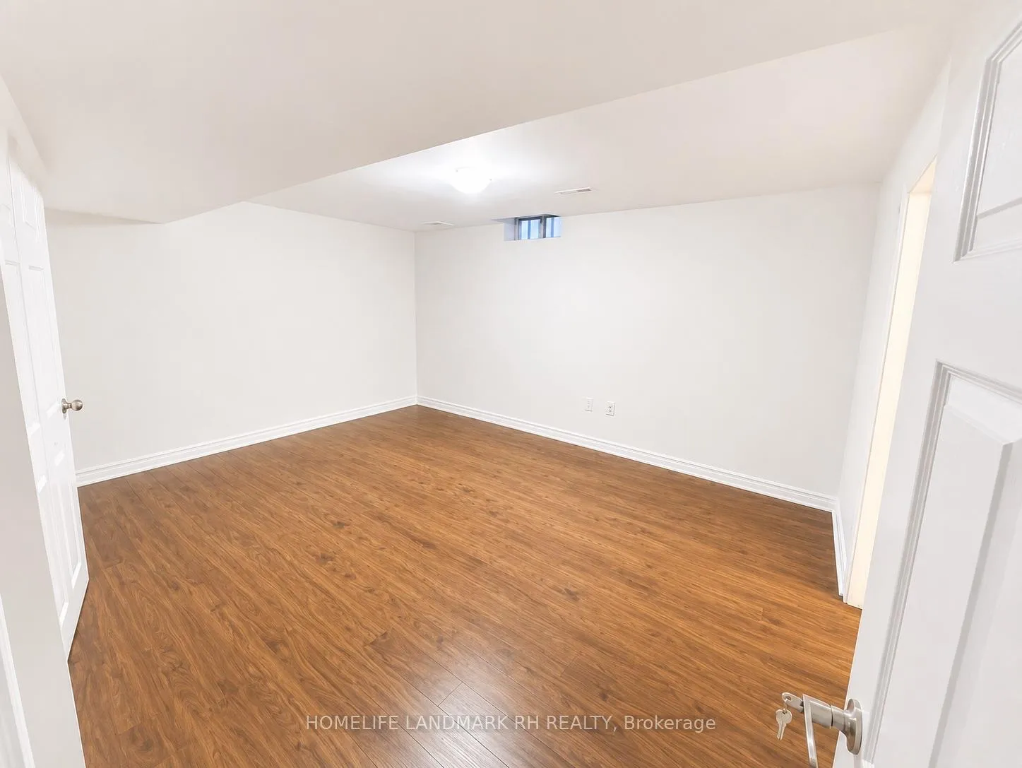 Photo 8 of 226 Helen Avenue, Markham, Village Green-South Unionville — HOMEH