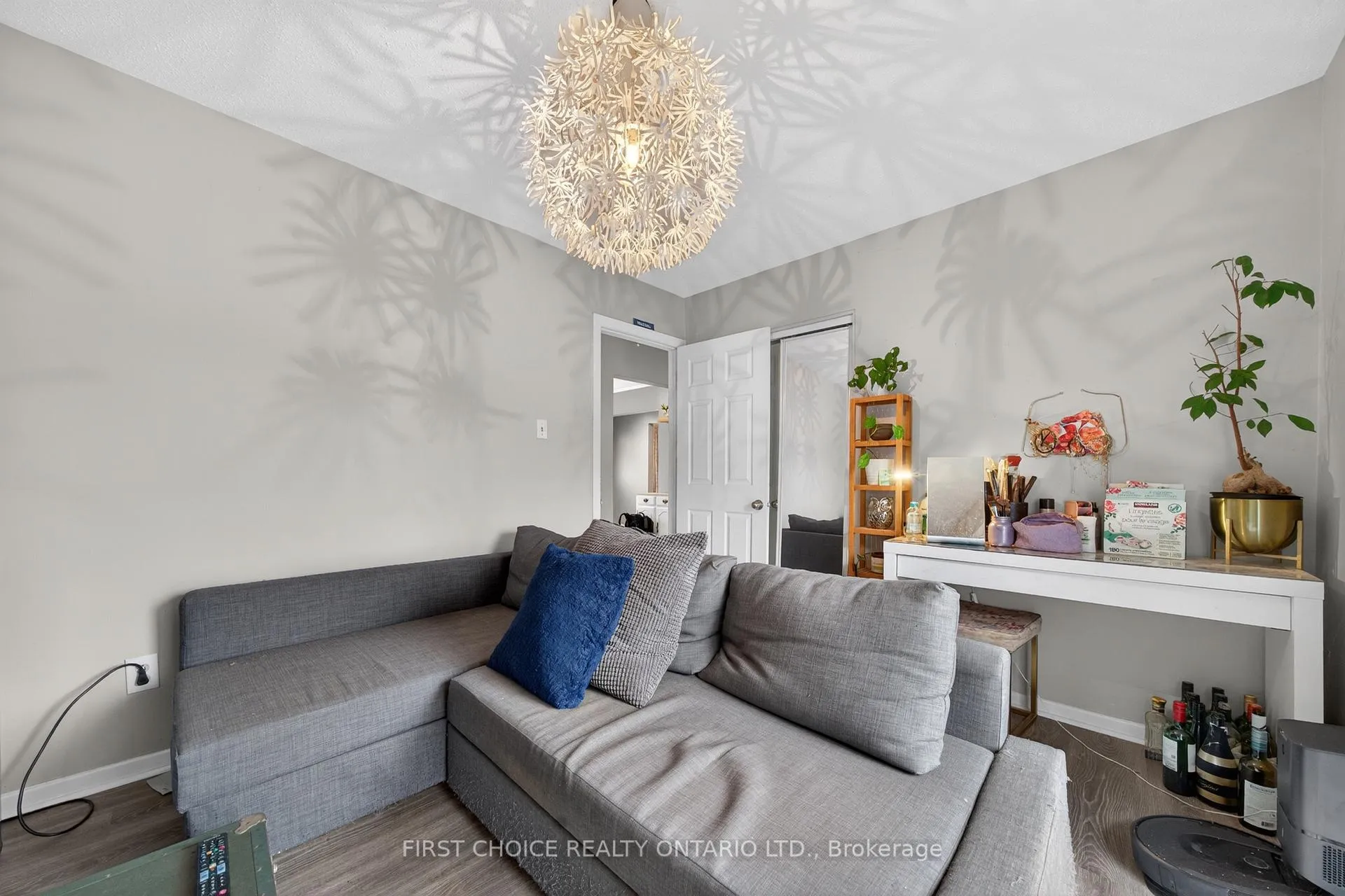 Photo 10 of 1307 Aurele Street, Ottawa, Pineview — HOMEH