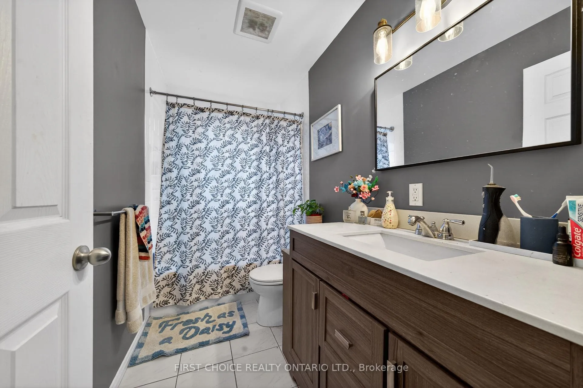 Photo 12 of 1307 Aurele Street, Ottawa, Pineview — HOMEH