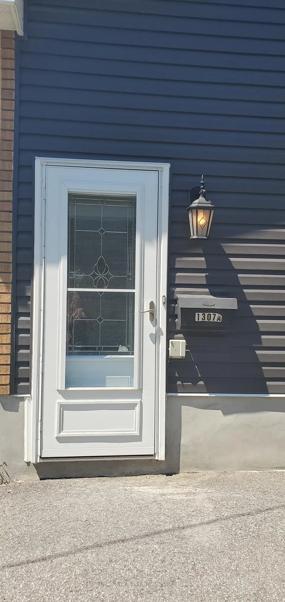 Photo 18 of 1307 Aurele Street, Ottawa, Pineview — HOMEH