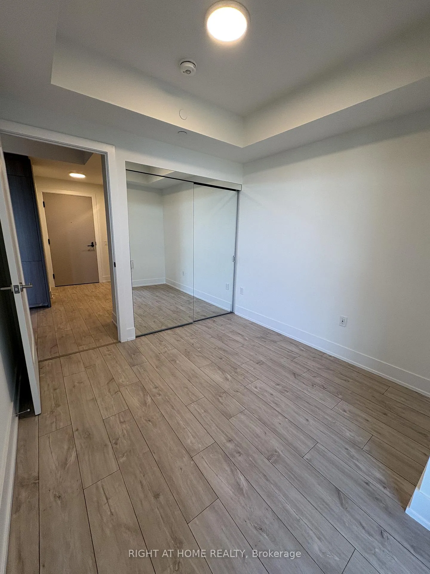 Photo 6 of Unit 832, 858 Dupont Street, Toronto, Dovercourt-Wallace Emerson-Junction — HOMEH