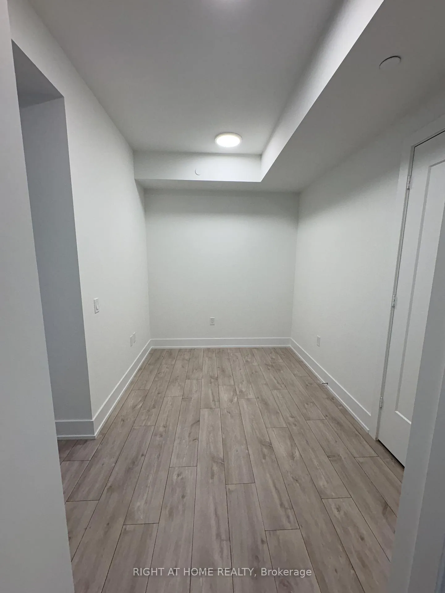 Photo 10 of Unit 832, 858 Dupont Street, Toronto, Dovercourt-Wallace Emerson-Junction — HOMEH