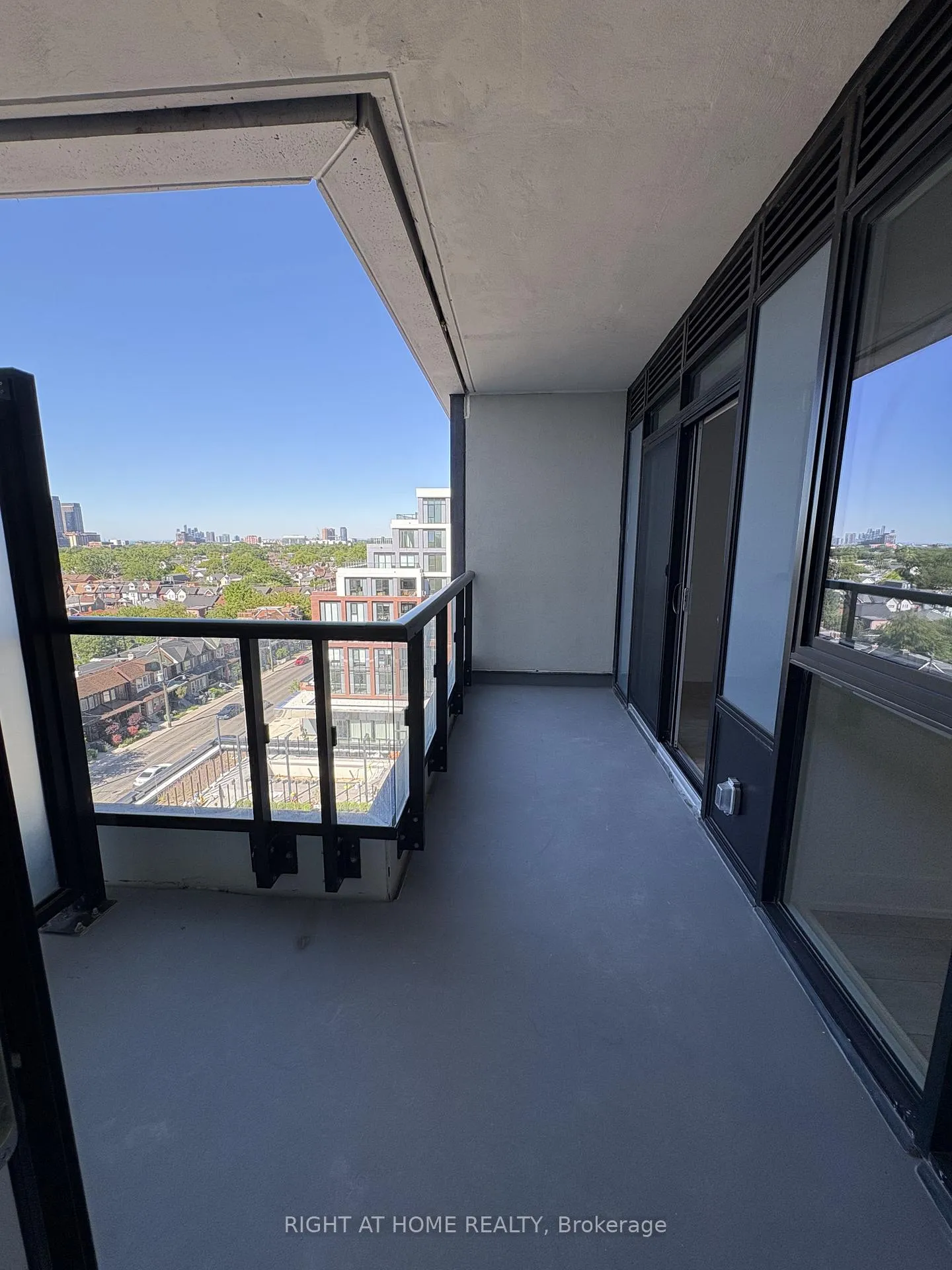Photo 11 of Unit 832, 858 Dupont Street, Toronto, Dovercourt-Wallace Emerson-Junction — HOMEH