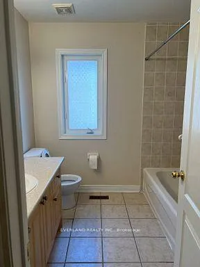 Photo 14 of 16 Harry Swingler Drive, Markham, Victoria Manor-Jennings Gate — HOMEH