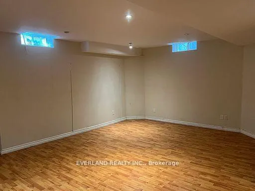 Photo 22 of 16 Harry Swingler Drive, Markham, Victoria Manor-Jennings Gate — HOMEH