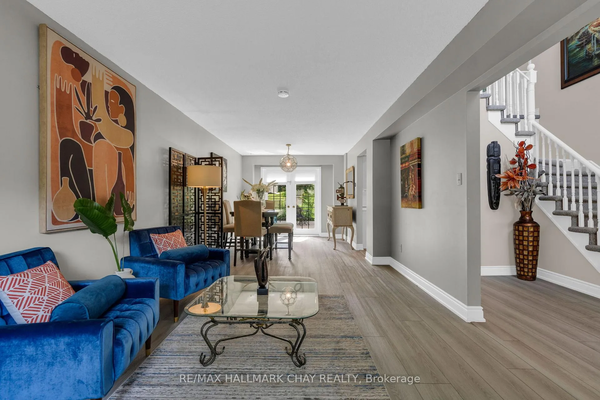 Photo 8 of 230 Browning Trail, Barrie, Letitia Heights — HOMEH
