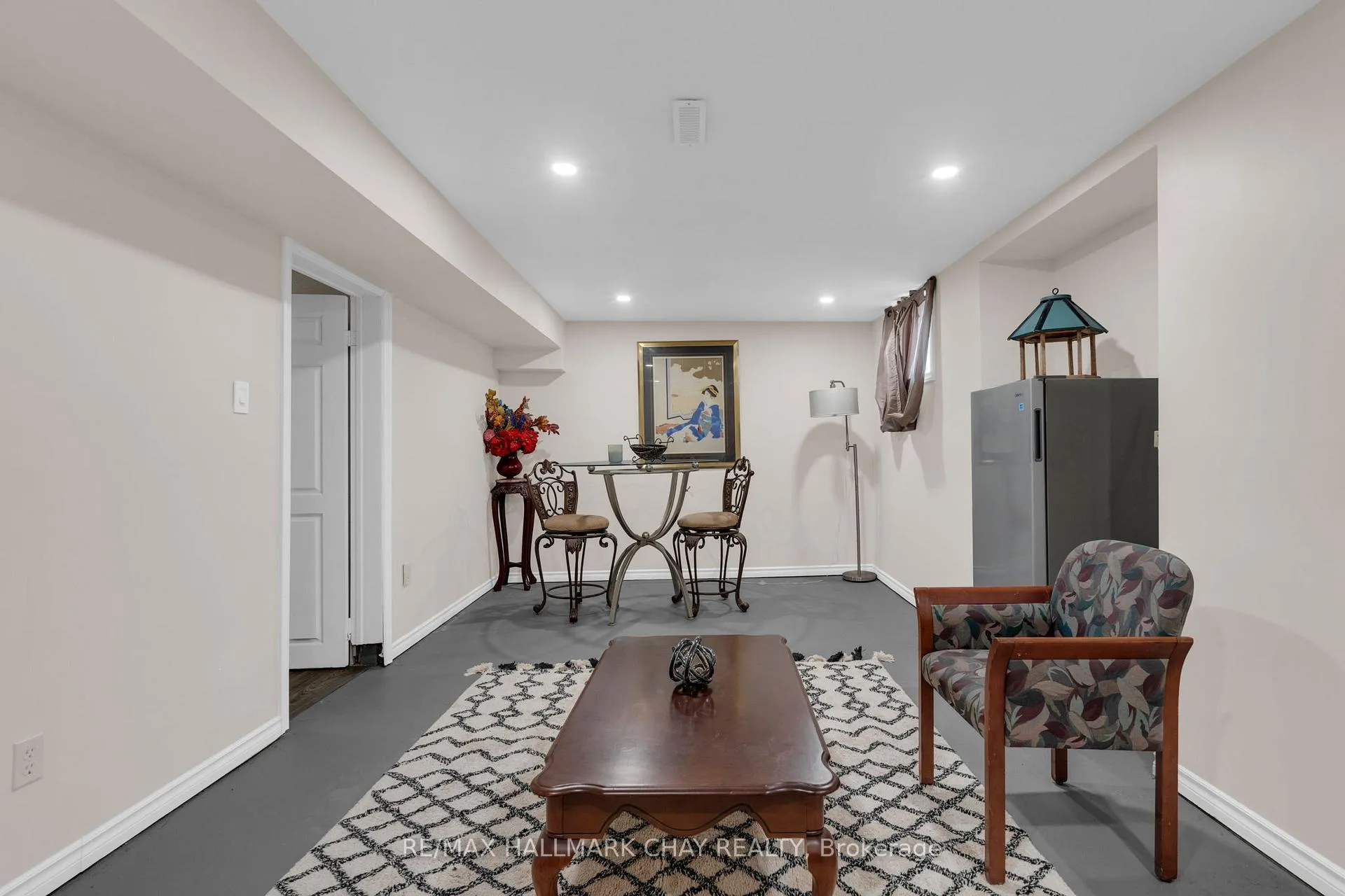 Photo 22 of 230 Browning Trail, Barrie, Letitia Heights — HOMEH