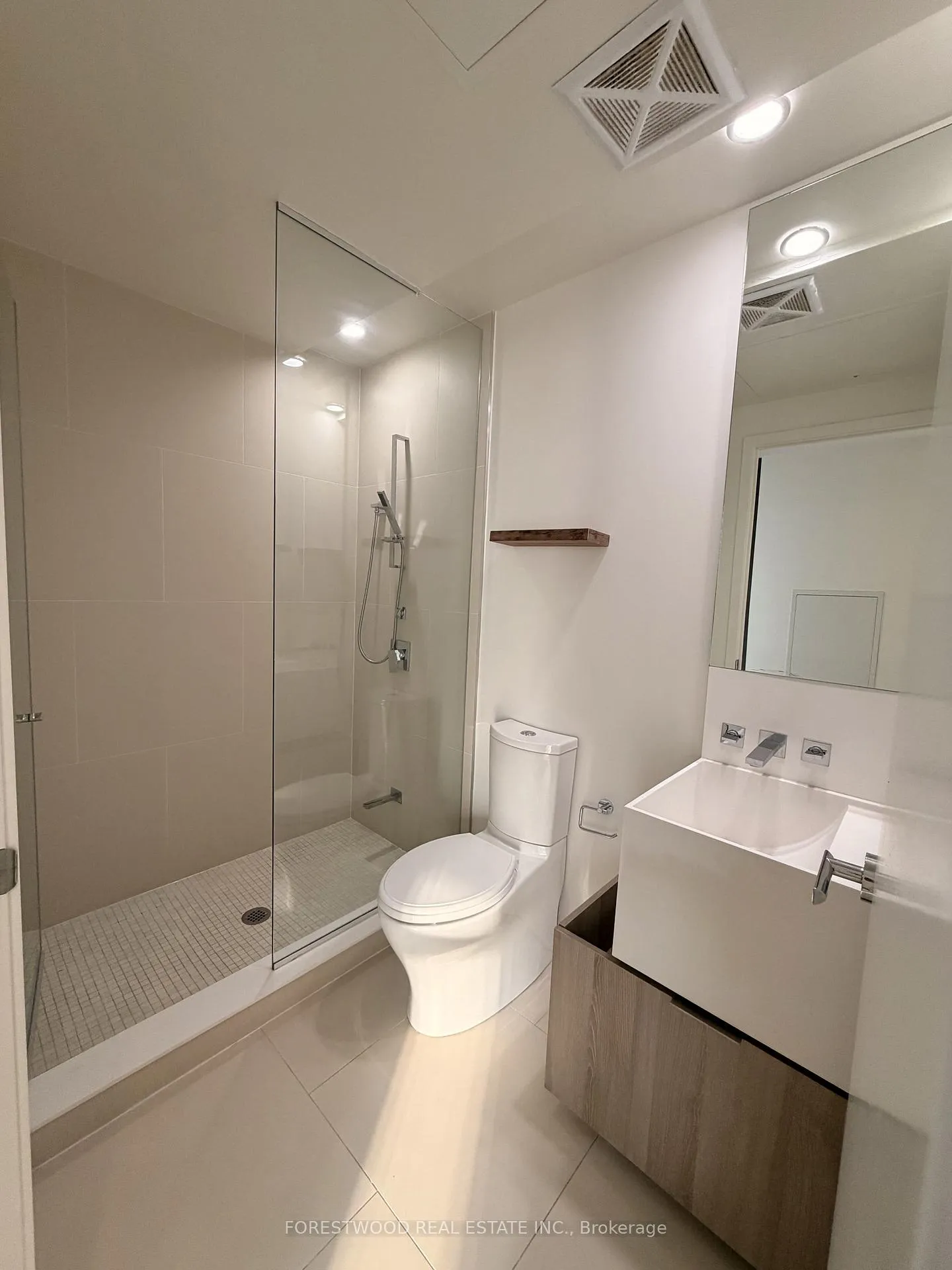 Photo 6 of Unit 1410, 1 Bloor Street E, Toronto, Church-Yonge Corridor — HOMEH