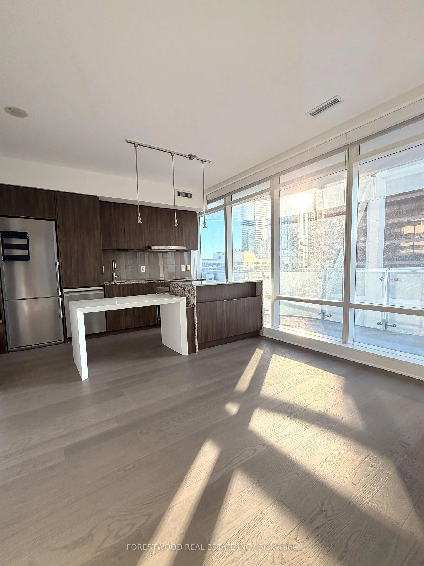 Photo 8 of Unit 1410, 1 Bloor Street E, Toronto, Church-Yonge Corridor — HOMEH