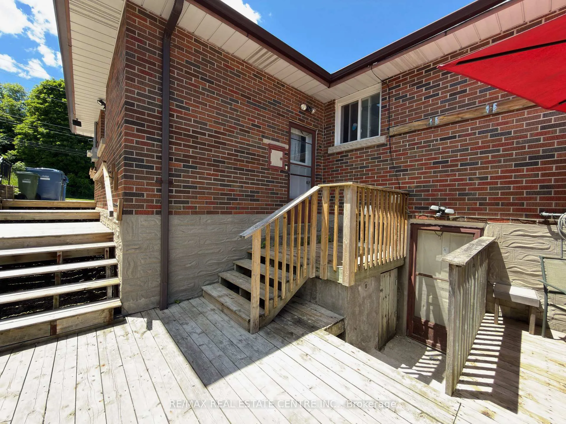 Photo 13 of Unit UPPER, 53 Guelph Street, Guelph, Junction/Onward Willow — HOMEH