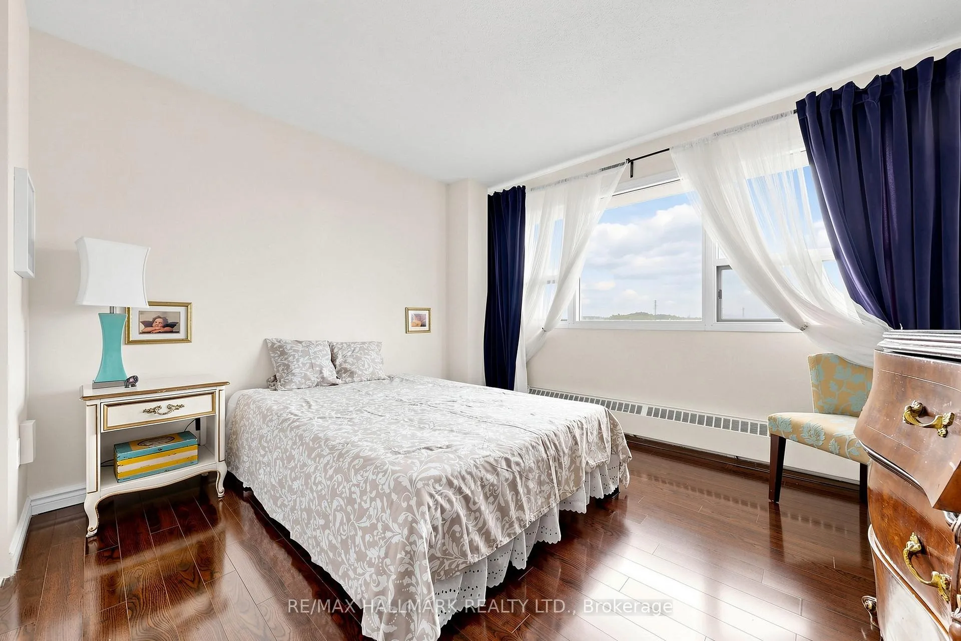 Photo 17 of Unit 701, 100 Leeward Glenway, Toronto, Flemingdon Park — HOMEH