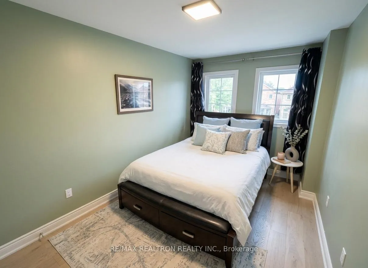 Photo 8 of 93 Apollo Road, Markham, Middlefield — HOMEH