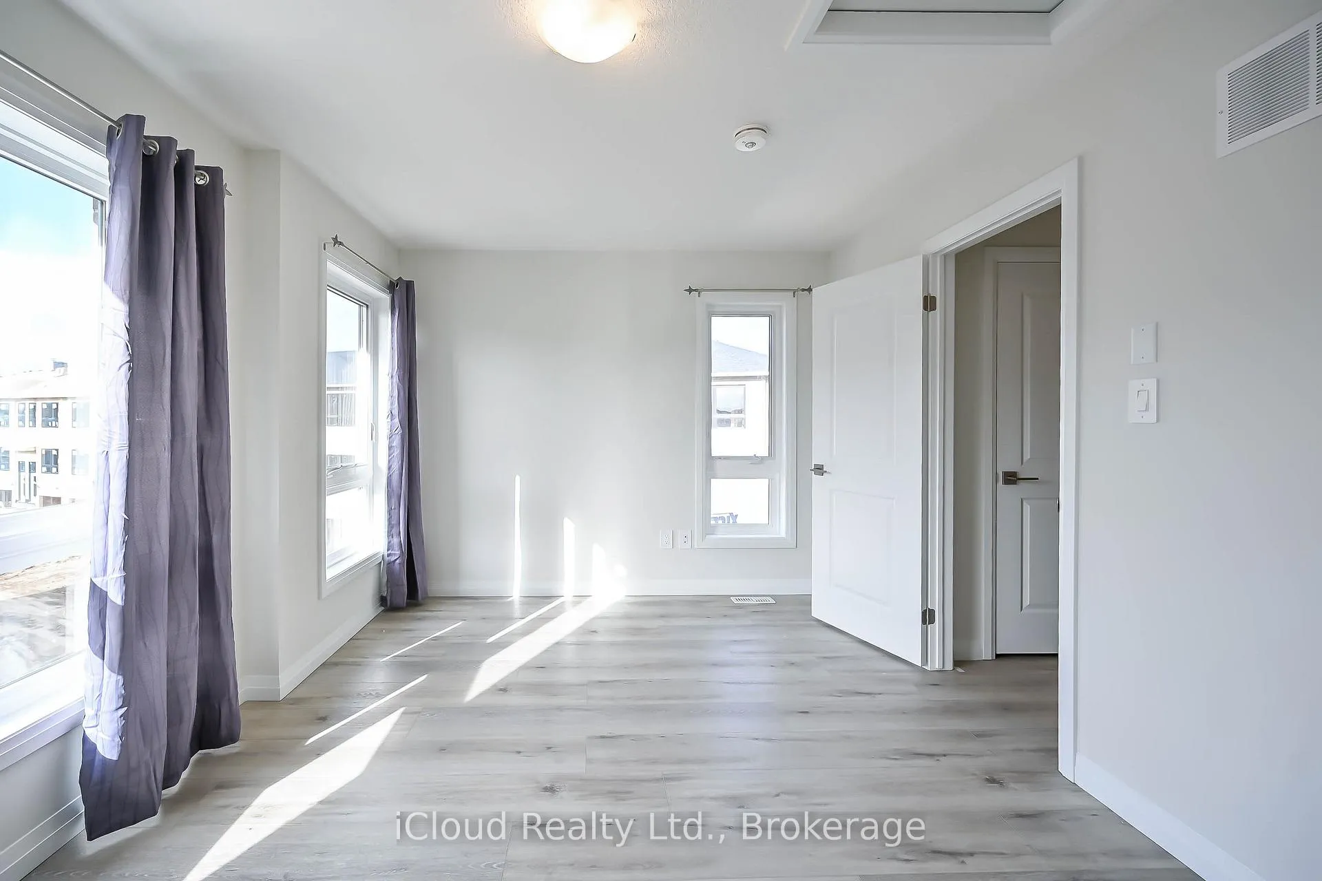 Photo 19 of Unit 58, 720 Grey Street, Brantford, Echo Place — HOMEH