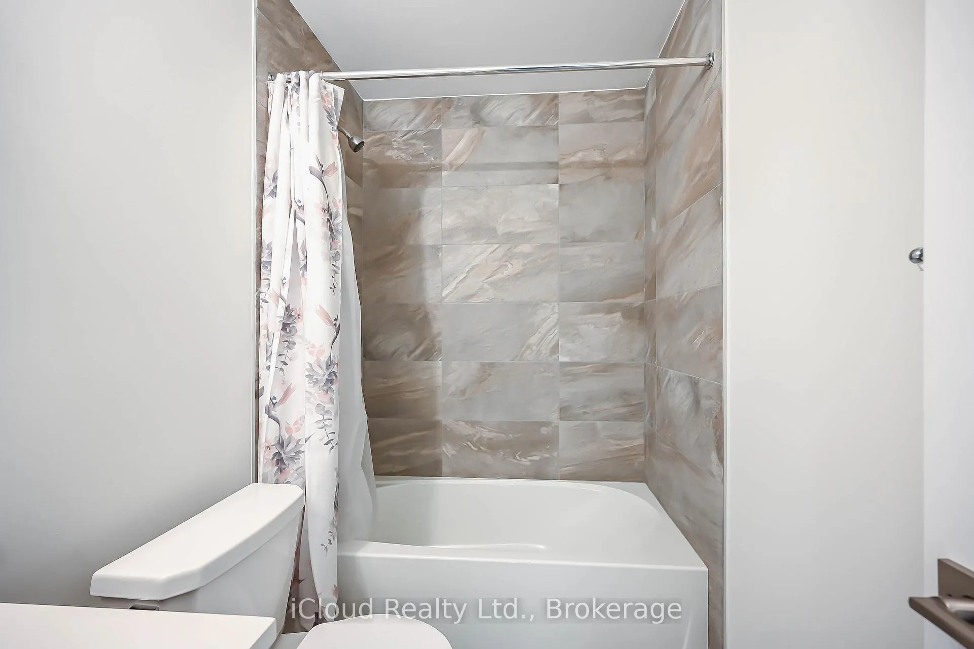 Photo 27 of Unit 58, 720 Grey Street, Brantford, Echo Place — HOMEH