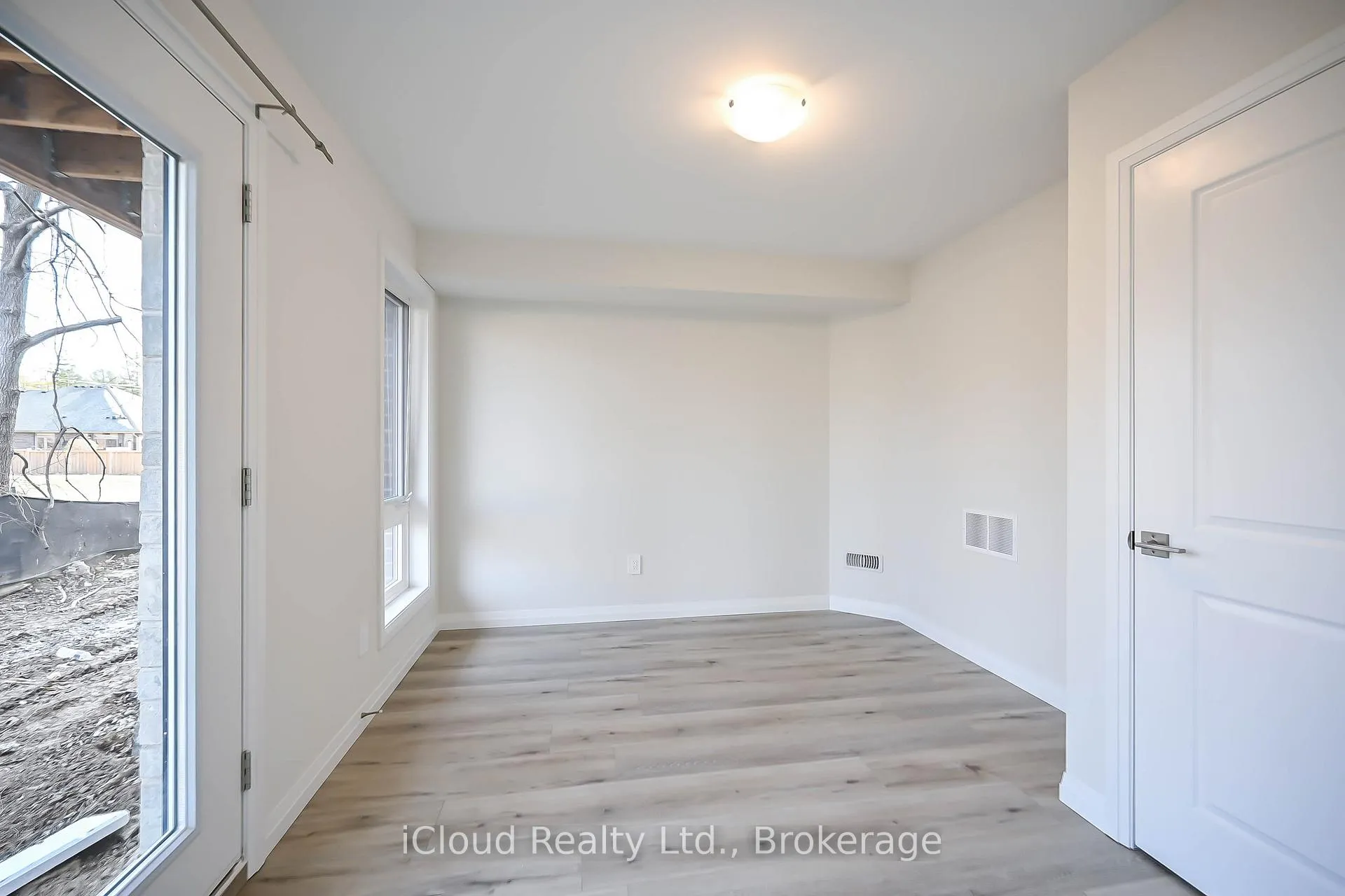 Photo 31 of Unit 58, 720 Grey Street, Brantford, Echo Place — HOMEH
