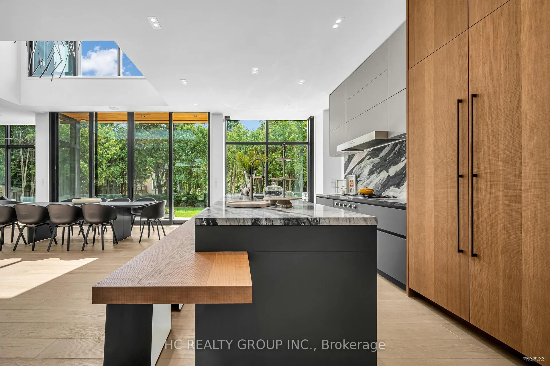 Photo 6 of 7 Whitelaw Court, Markham, Grandview — HOMEH